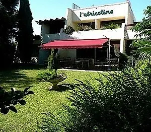 Logis L'abricotine Hotel
